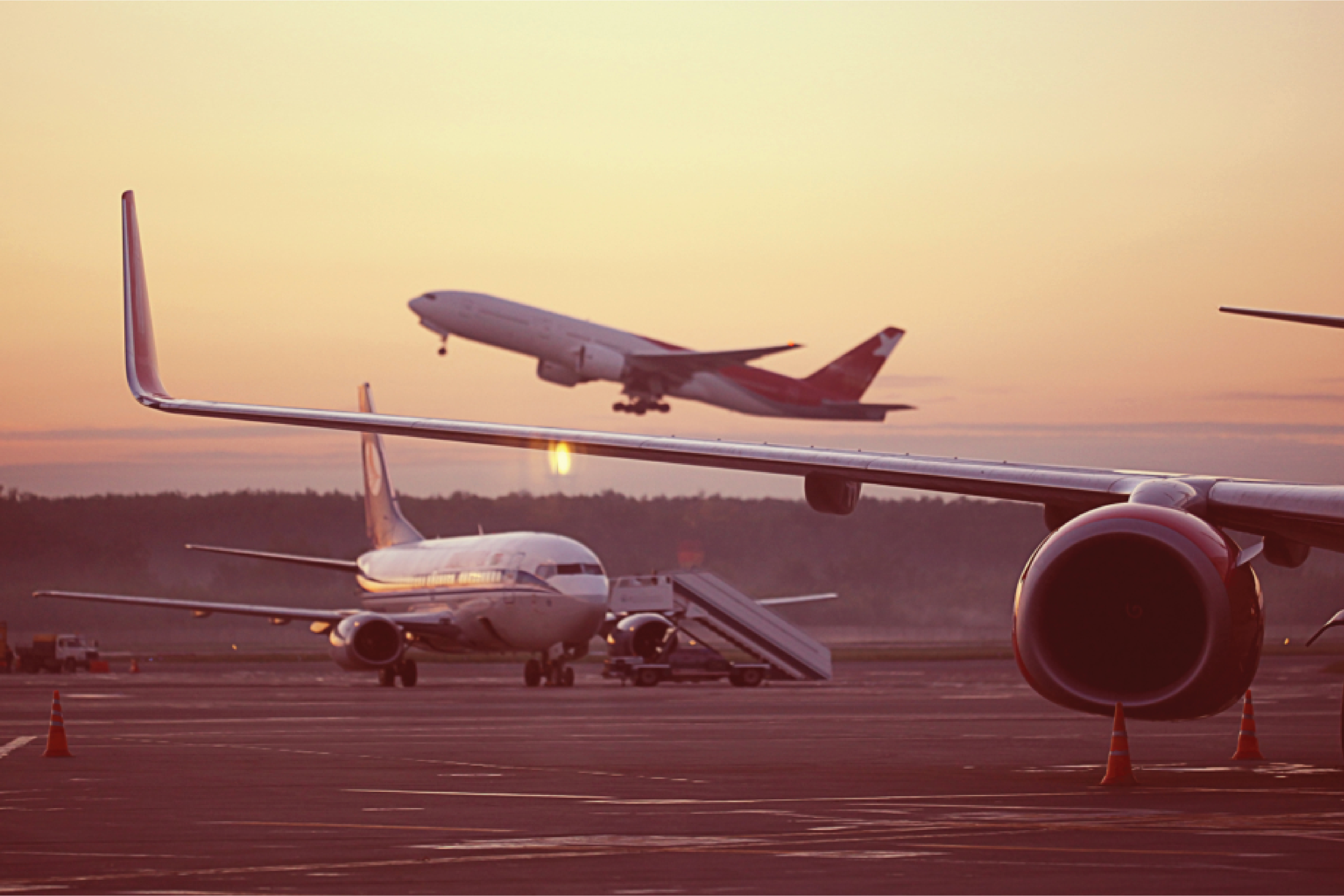 Taking to the Skies: Airlines Expand Available Routes flights 01